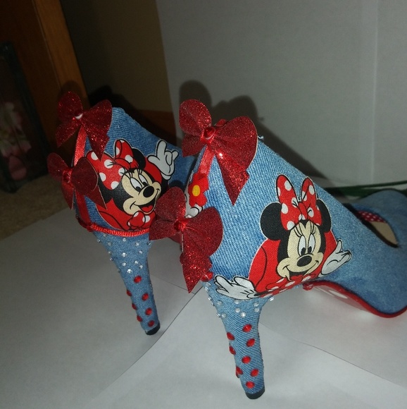 HANDMADE MINNIE MOUSE HEELS - Picture 4 of 6